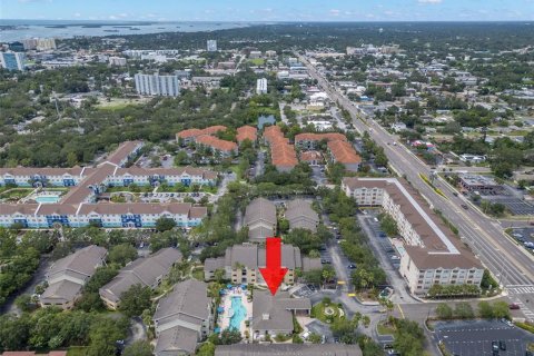 Condo in Clearwater, Florida, 1 bedroom  № 1825139 - photo 25