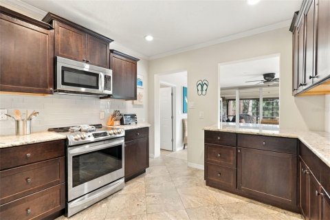 Villa ou maison à vendre à Sarasota, Floride: 3 chambres, 131.74 m2 № 2400235 - photo 10