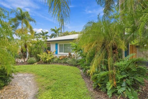 Villa ou maison à vendre à Sarasota, Floride: 3 chambres, 131.74 m2 № 2400235 - photo 3
