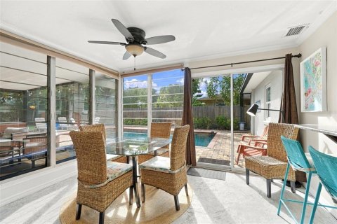 Villa ou maison à vendre à Sarasota, Floride: 3 chambres, 131.74 m2 № 2400235 - photo 18