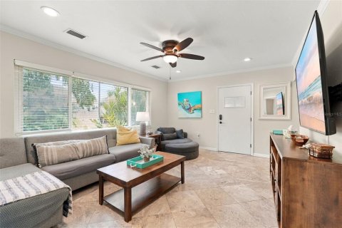 Villa ou maison à vendre à Sarasota, Floride: 3 chambres, 131.74 m2 № 2400235 - photo 8