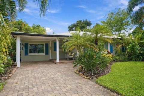 Villa ou maison à Sarasota, Floride 3 chambres, 131.74 m2 № 2400235