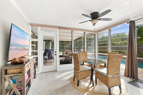 Villa ou maison à vendre à Sarasota, Floride: 3 chambres, 131.74 m2 № 2400235 - photo 17