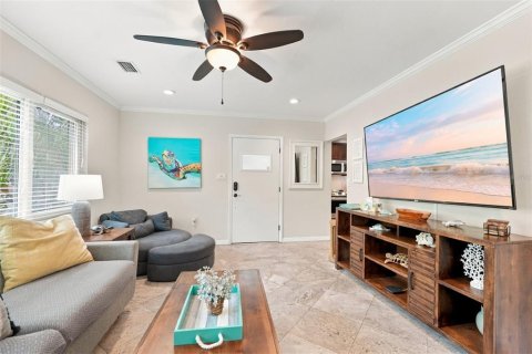 Villa ou maison à vendre à Sarasota, Floride: 3 chambres, 131.74 m2 № 2400235 - photo 9