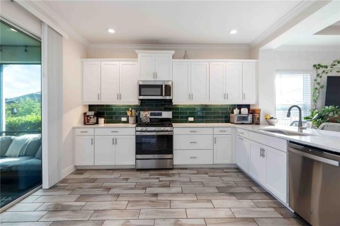 House in Sarasota, Florida 3 bedrooms, 142.7 sq.m. № 2202467 - photo 17