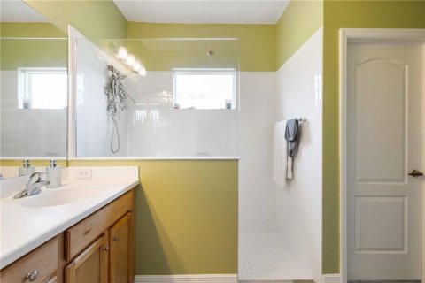 House in Sarasota, Florida 3 bedrooms, 142.7 sq.m. № 2202467 - photo 28