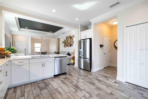 House in Sarasota, Florida 3 bedrooms, 142.7 sq.m. № 2202467 - photo 20