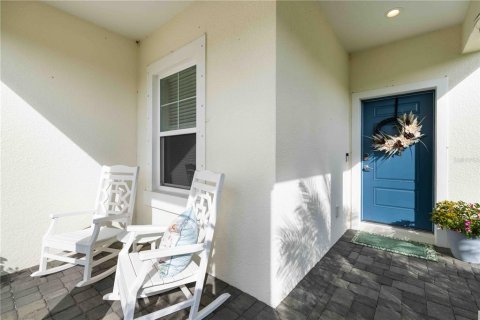 House in Sarasota, Florida 3 bedrooms, 142.7 sq.m. № 2202467 - photo 3
