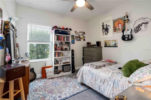 House in Sarasota, Florida 3 bedrooms, 142.7 sq.m. № 2202467 - photo 30