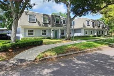 Condo à Belleair, Floride, 2 chambres  № 2339390