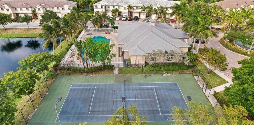 Condo à Riviera Beach, Floride, 2 chambres  № 1182630