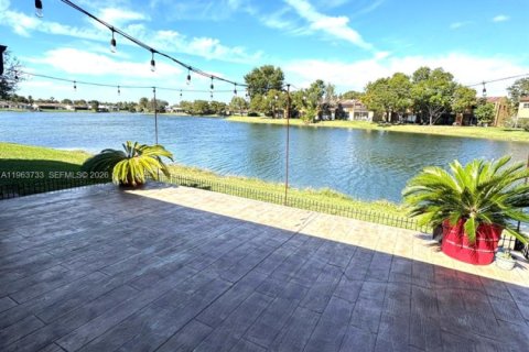 Adosado en alquiler en Sunrise, Florida, 4 dormitorios, 180.6 m2 № 2026421 - foto 14