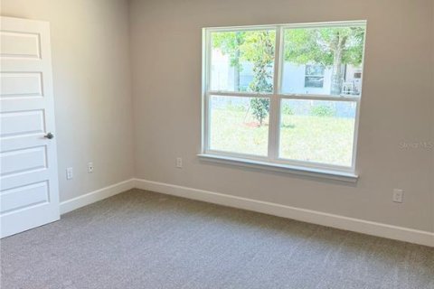 House in Palm Coast, Florida 3 bedrooms, 139.82 sq.m. № 1651073 - photo 11