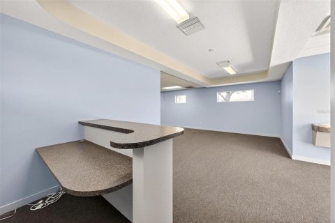Commercial property in Summerfield, Florida 653.47 sq.m. № 2239836 - photo 7