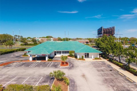 Commercial property in Summerfield, Florida 653.47 sq.m. № 2239836 - photo 30