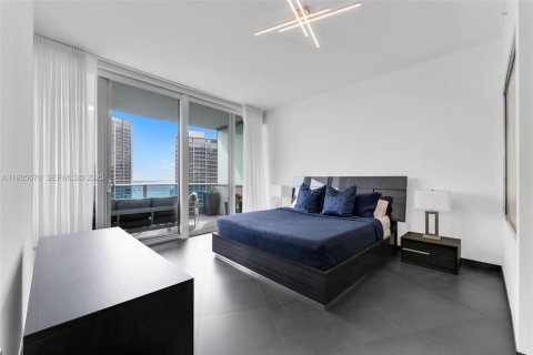 Condominio en alquiler en Miami, Florida, 2 dormitorios, 139.35 m2 № 1993804 - foto 8