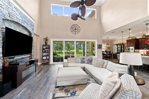 Villa ou maison à vendre à Spring Hill, Floride: 5 chambres, 370.03 m2 № 2325167 - photo 16
