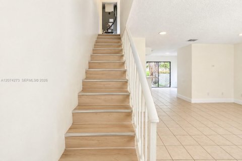 Touwnhouse à louer à Coral Springs, Floride: 2 chambres, 278.24 m2 № 2311501 - photo 16