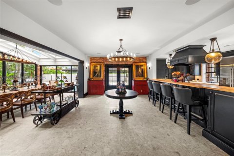 House in Miami, Florida 6 bedrooms, 516.72 sq.m. № 1992507 - photo 29