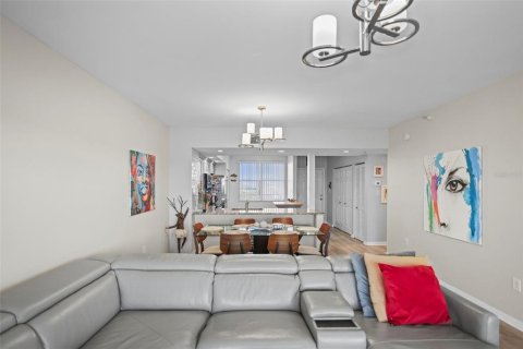 Copropriété à vendre à Saint Petersburg, Floride: 2 chambres, 111.02 m2 № 2415469 - photo 21
