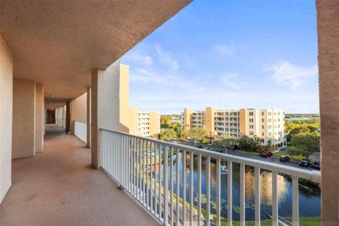 Copropriété à vendre à Saint Petersburg, Floride: 2 chambres, 111.02 m2 № 2415469 - photo 3