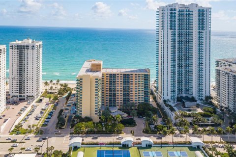 Condo à Hollywood, Floride, 1 chambre № 2080845