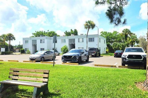Condo à Clearwater, Floride, 2 chambres № 2373615