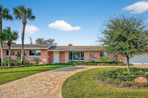 Casa en Ormond Beach, Florida 3 dormitorios, 159.88 m2 № 2102324