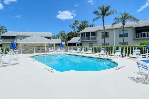 Condo in Bradenton, Florida, 2 bedrooms № 2233845 - photo 13