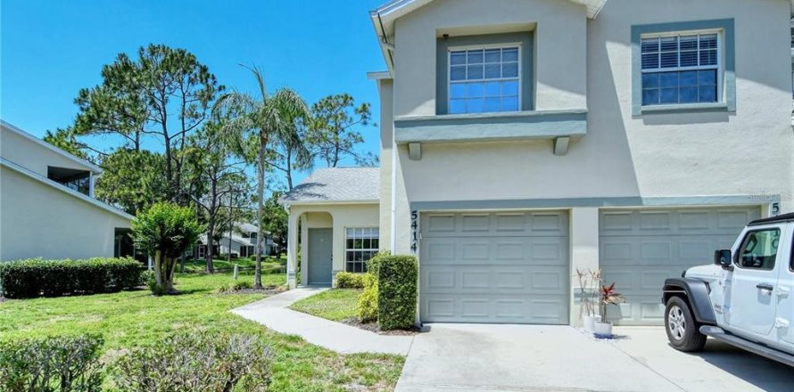 Condo in Bradenton, Florida, 2 bedrooms № 2233845