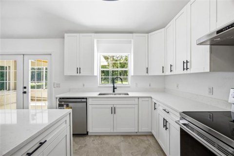Villa ou maison à louer à Williston, Floride: 4 chambres, 197.97 m2 № 2388966 - photo 24