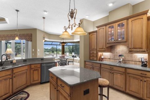 Casa en venta en Lecanto, Florida, 3 dormitorios, 334.26 m2 № 1750462 - foto 10