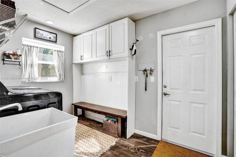 Купить виллу или дом в Локсахатчи-Гроувс, Флорида 4 спальни, 237.09м2, № 1974062 - фото 12