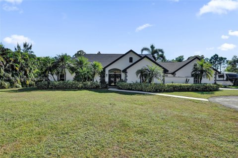 Купить виллу или дом в Локсахатчи-Гроувс, Флорида 4 спальни, 237.09м2, № 1974062 - фото 1