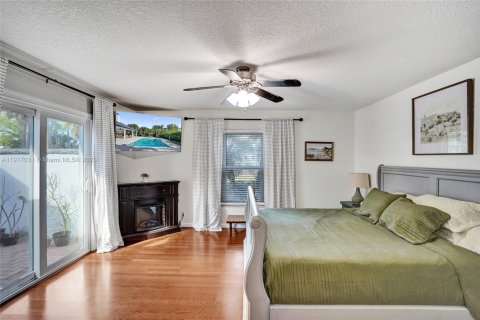 Купить виллу или дом в Локсахатчи-Гроувс, Флорида 4 спальни, 237.09м2, № 1974062 - фото 13