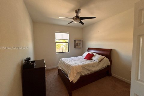 Townhouse in Homestead, Florida 3 bedrooms, 169.92 sq.m. № 1996148 - photo 27