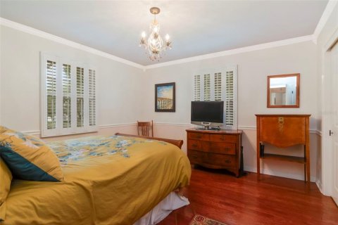 Villa ou maison à vendre à Tampa, Floride: 4 chambres, 236.34 m2 № 2408408 - photo 29