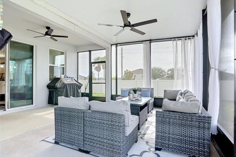Villa ou maison à louer à Winter Haven, Floride: 4 chambres, 184.78 m2 № 2102266 - photo 21