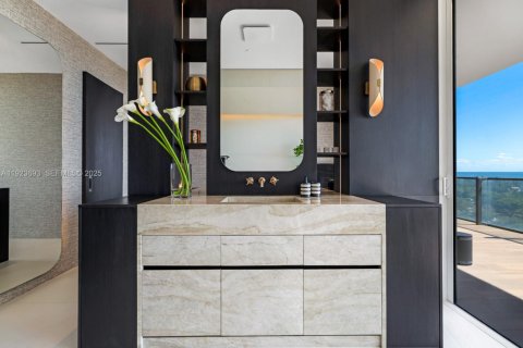 Купить кондоминиум в Майами-Бич, Флорида 4 спальни, 385.92м2, № 1982875 - фото 15