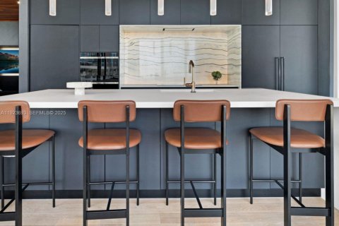 Купить кондоминиум в Майами-Бич, Флорида 4 спальни, 385.92м2, № 1982875 - фото 8