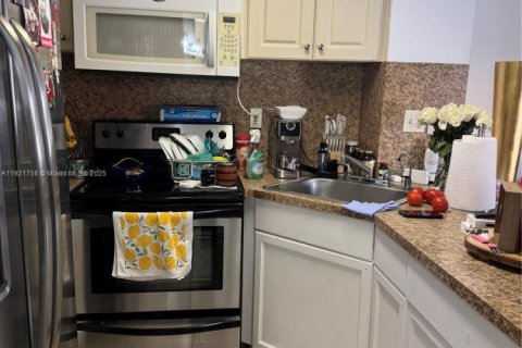 Condo à Hialeah, Floride, 1 chambre № 2079593