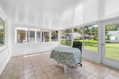 Condo in Sun City Center, Florida, 2 bedrooms  № 1907062 - photo 16