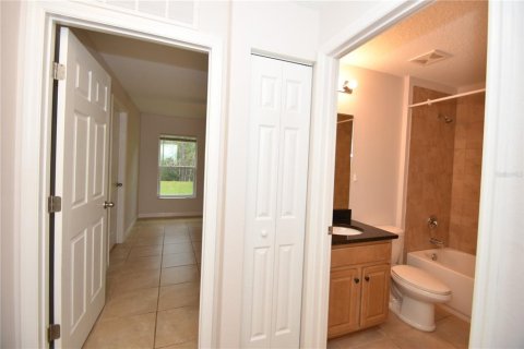 House in Palm Coast, Florida 3 bedrooms, 122.91 sq.m. № 2413722 - photo 23