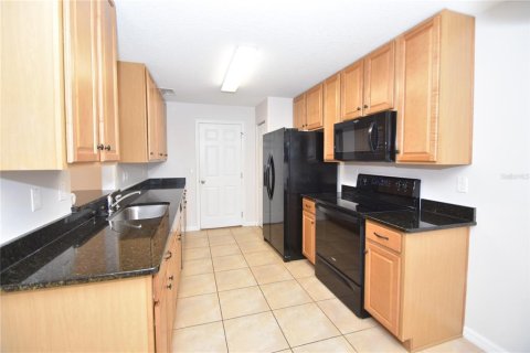House in Palm Coast, Florida 3 bedrooms, 122.91 sq.m. № 2413722 - photo 7