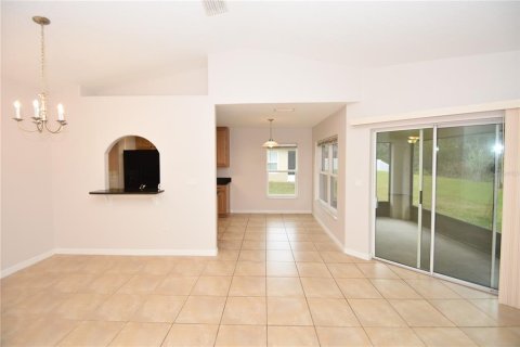 House in Palm Coast, Florida 3 bedrooms, 122.91 sq.m. № 2413722 - photo 6