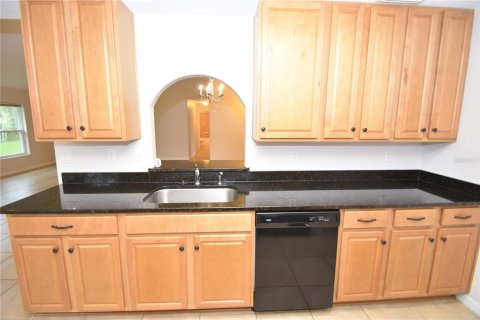 House in Palm Coast, Florida 3 bedrooms, 122.91 sq.m. № 2413722 - photo 8