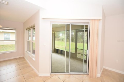House in Palm Coast, Florida 3 bedrooms, 122.91 sq.m. № 2413722 - photo 13