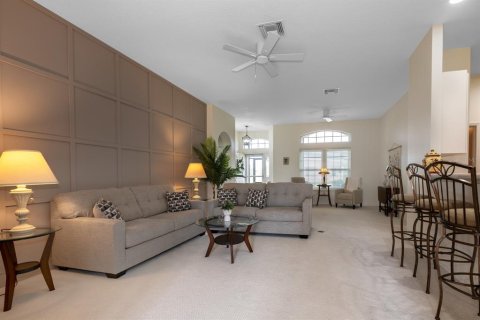 House in Leesburg, Florida 3 bedrooms, 160.91 sq.m. № 1904267 - photo 7
