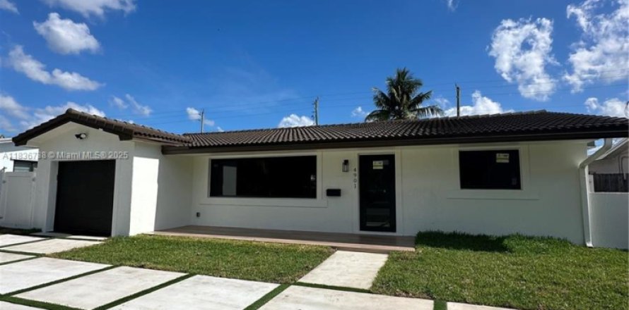 Casa en Hollywood, Florida 3 dormitorios, 129.78 m2 № 1874759