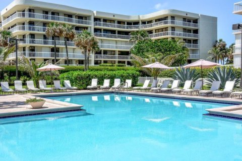 Copropriété à vendre à Palm Beach, Floride: 2 chambres, 143.16 m2 № 2177026 - photo 9